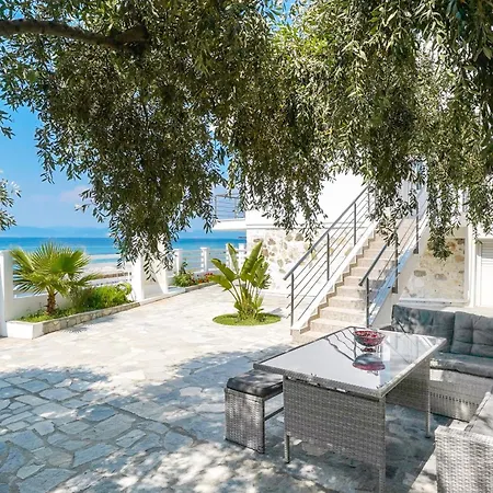 Chrissi Seastar Villa *