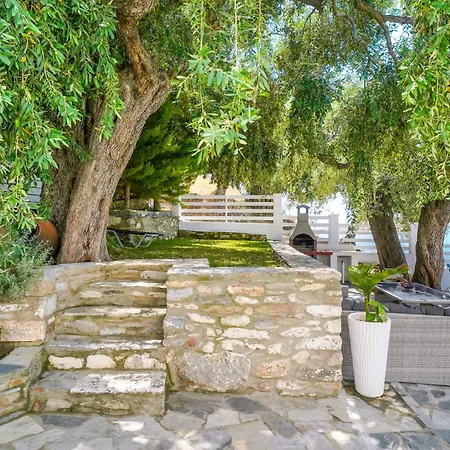 Chrissi Seastar * Skala Sotiros